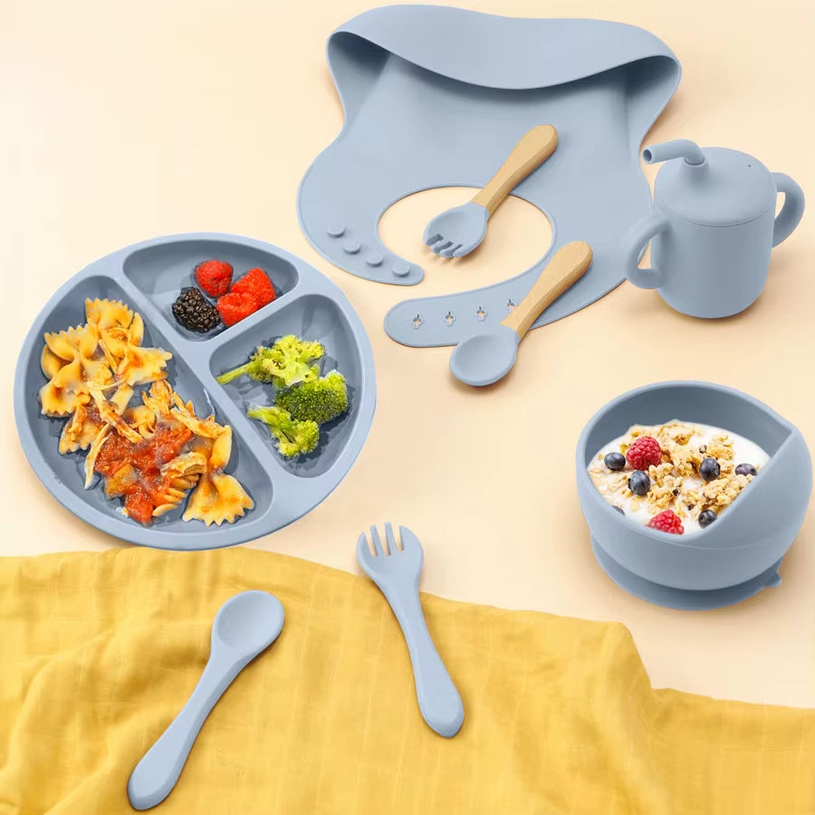 8Pcs/Set BPA Free Silicone Baby Feeding Set Sucker Bowl Dishes Plate Straw Cup Spoon Forks Baby Bib for Children'S Tableware