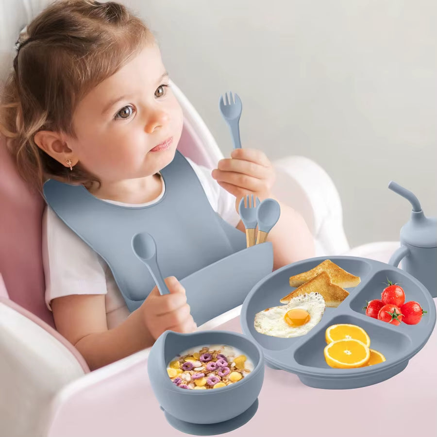 8Pcs/Set BPA Free Silicone Baby Feeding Set Sucker Bowl Dishes Plate Straw Cup Spoon Forks Baby Bib for Children'S Tableware